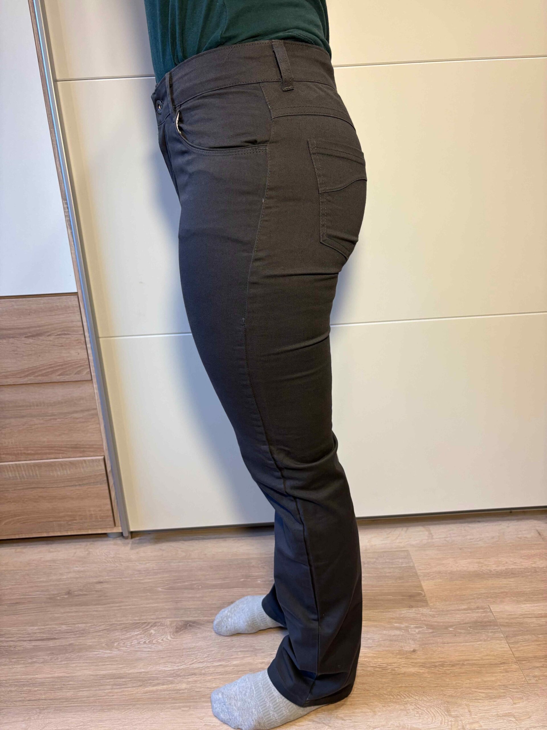 Ženske hlače HŽ 15 sive